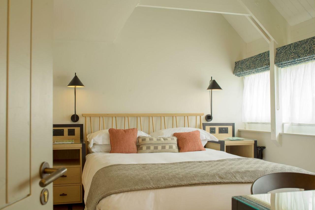 Minster Lovell Minster Mill Hotel מראה חיצוני תמונה